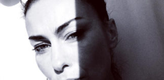 Listamaðurinn Harpa Einarsdóttir undirbýr myndlistasýningu